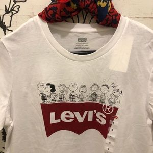 Levi’s x Peanuts tee